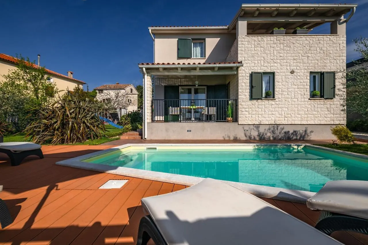 Tatil Evi Villa Laura Krnica