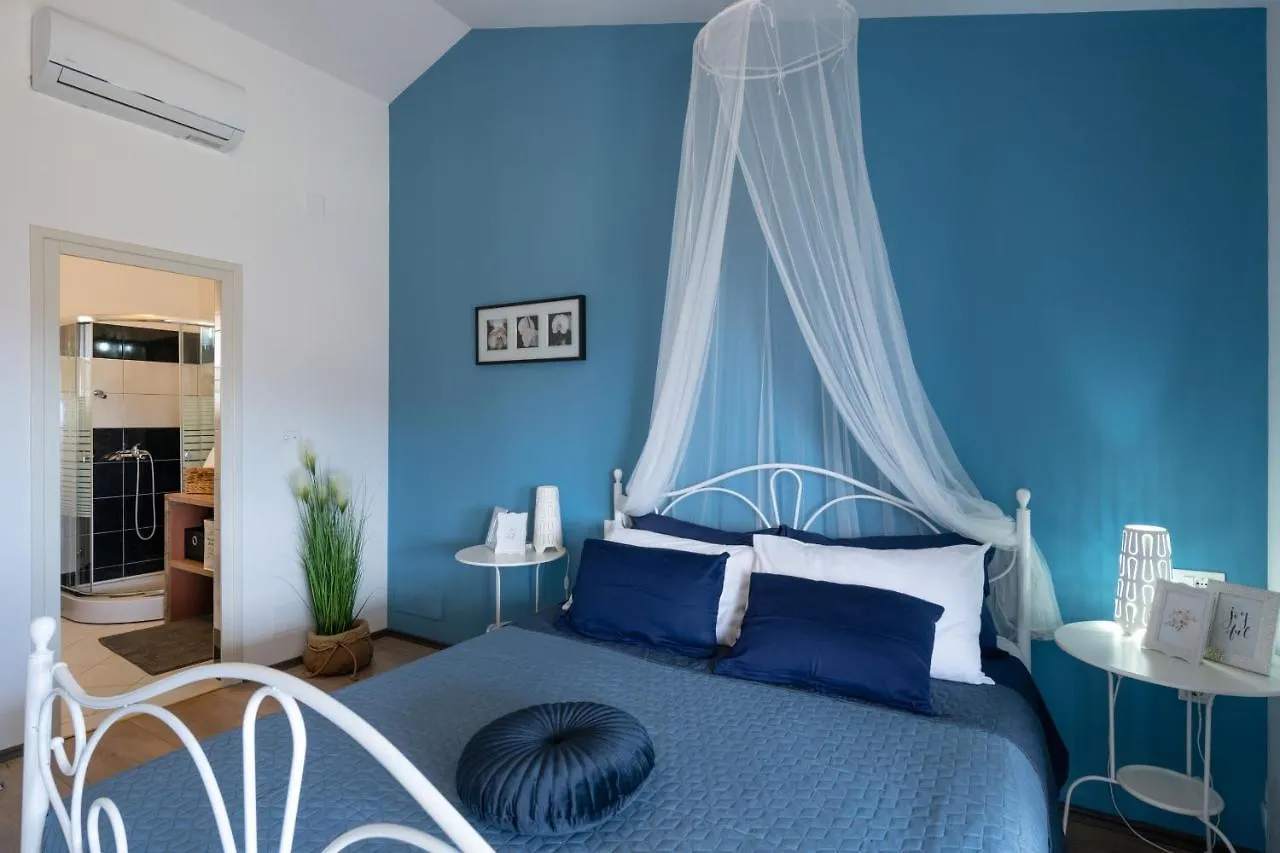 Villa Laura Krnica Tatil Evi